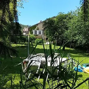 a-la-grenouille.hotels-rhonealpes.com/